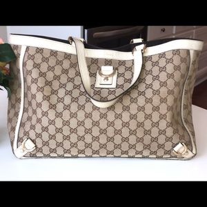 Gucci Abbey Tote Bag. 100% authentic!